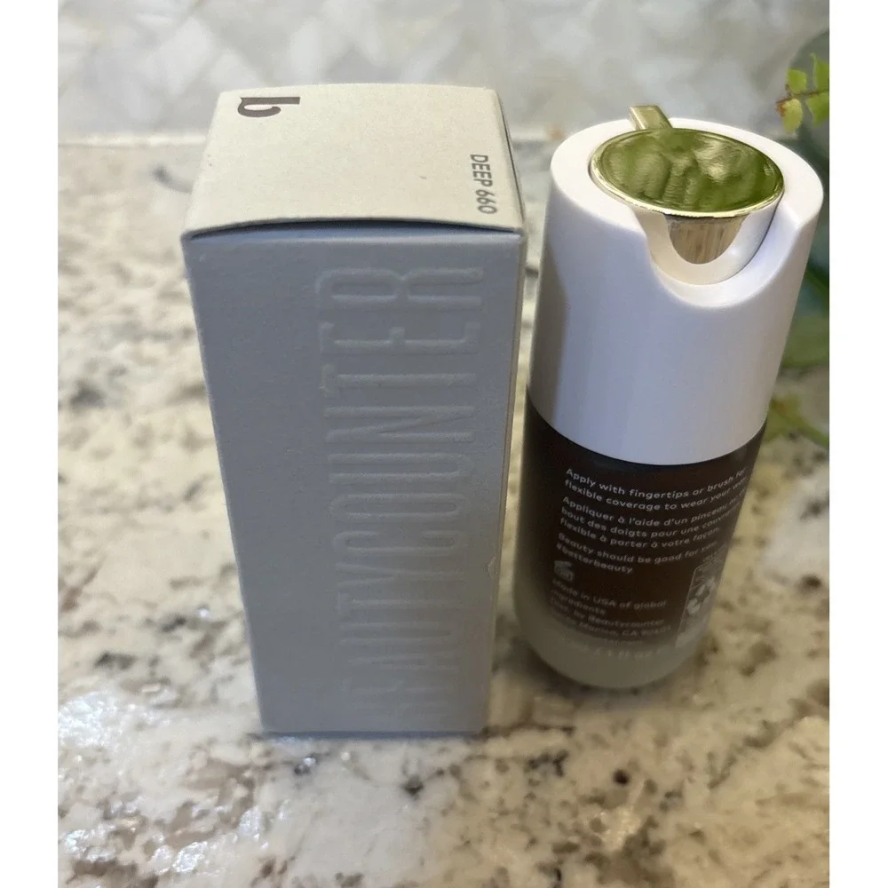 BNIB BEAUTYCOUNTER Skin Twin‎ Featherweight Foundation 1 fl oz Each Deep 660